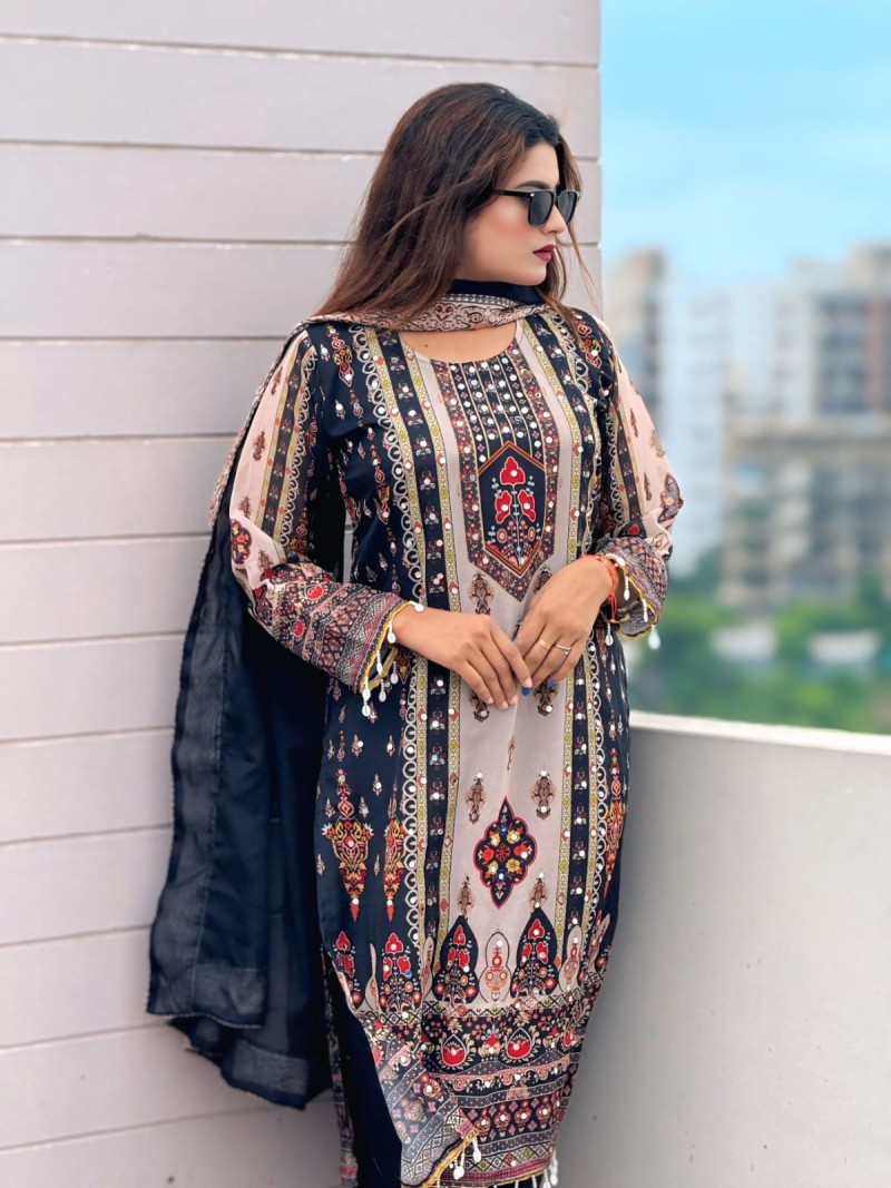ইন্ডিয়ান জরজেট থ্রী-পিছ