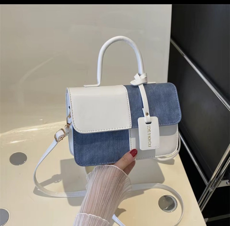 Stylish Ladies Bag ?